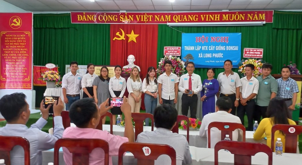 LT- HTX bon sai Long Phước ra mắt 7.2022.jpg