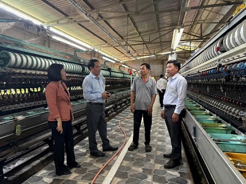 28.01 THAM MH HUONG 1.jpg