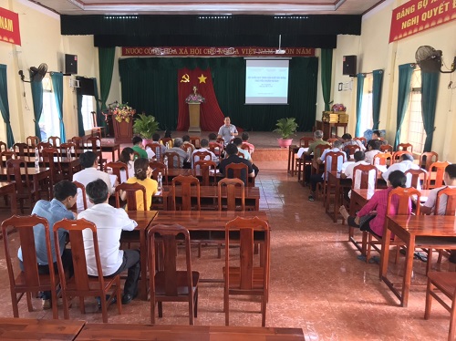 Buổi tập huấn trồng sầu riêng vietgap tại xã Tây Hòa.jpg