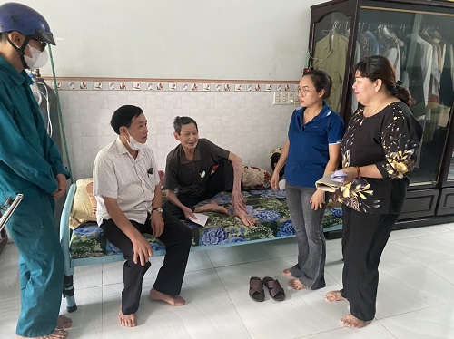 HND xã Quang Trung thăm gia đình chính sách 25.7.jpg