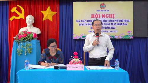 Đồng chí Trần Thanh Cảnh - Chủ tịch Hội Nông dân thành phố Biên Hòa phát biểu.jpg